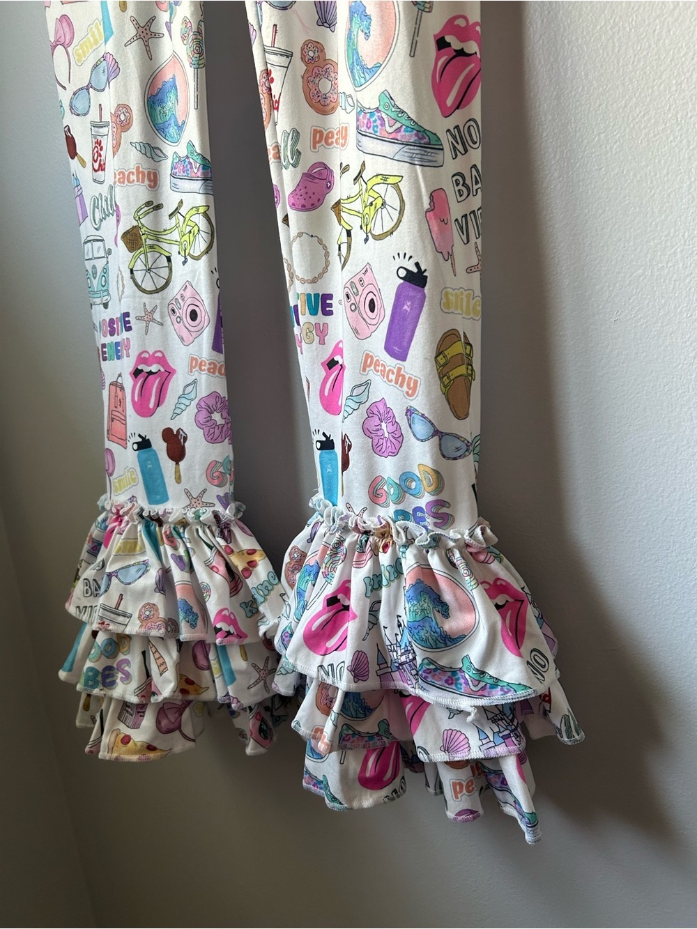 NEW “Good Vibes” Fun Print Ruffle Hem Boutique Leggings